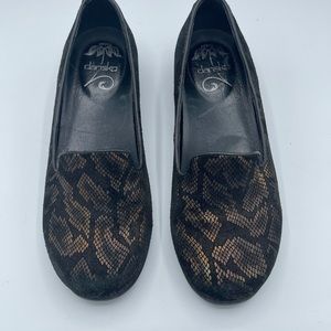 Dansko Olivia Bronze snake leather slip on shoes women’s size 37